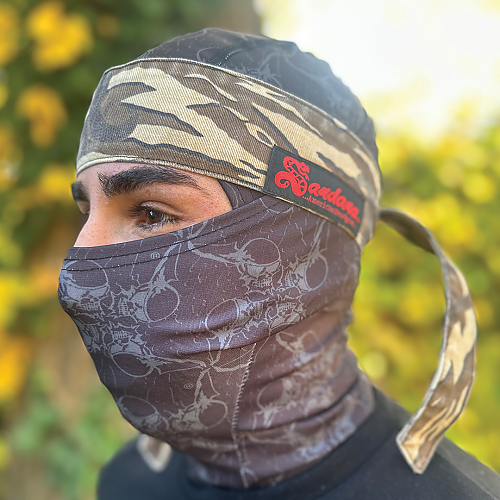 sandana_24_background_1080_balaclavas_v4
