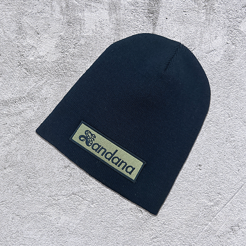 sandana_24_background_1080_concrete_box_beanies_olive